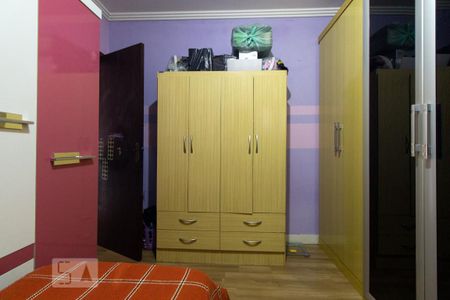 Casa à venda com 149m², 3 quartos e 4 vagas Casa à venda com 149m², 3 quartos e 4 vagasQuarto 2