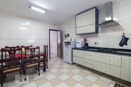 Casa à venda com 149m², 3 quartos e 4 vagas Casa à venda com 149m², 3 quartos e 4 vagasCozinha