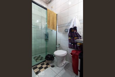 Casa à venda com 149m², 3 quartos e 4 vagas Casa à venda com 149m², 3 quartos e 4 vagasBanheiro do quarto 1