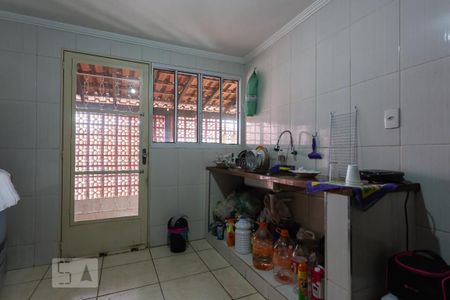 Casa para alugar com 413m², 4 quartos e 3 vagas Casa para alugar com 413m², 4 quartos e 3 vagasCozinha