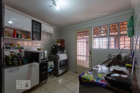 Casa para alugar com 413m², 4 quartos e 3 vagas Casa para alugar com 413m², 4 quartos e 3 vagasCozinha