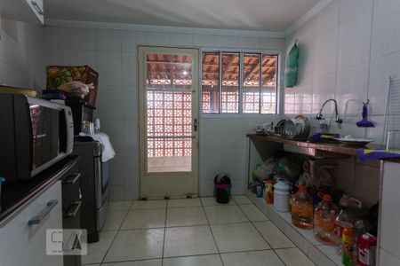 Casa para alugar com 413m², 4 quartos e 3 vagas Casa para alugar com 413m², 4 quartos e 3 vagasCozinha