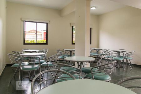 Apartamento à venda com 64m², 2 quartos e 1 vaga Apartamento à venda com 64m², 2 quartos e 1 vagaÁrea comum - Salão de festas