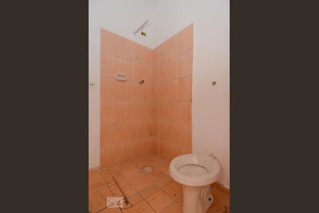 Banheiro de casa de condomínio para alugar com 1 quarto, 34m² em Jardim Cocaia, Guarulhos