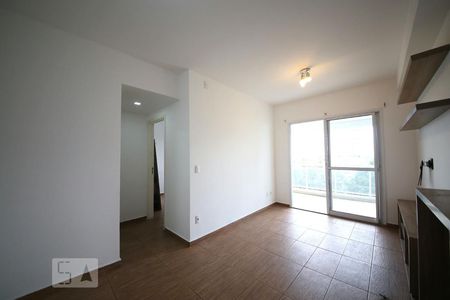 Sala de apartamento para alugar com 1 quarto, 46m² em Jardim Santo Amaro, São Paulo