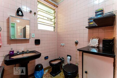 Apartamento à venda com 120m², 3 quartos e 1 vaga Apartamento à venda com 120m², 3 quartos e 1 vagaBanheiro