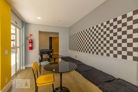 Apartamento à venda com 40m², 2 quartos e 1 vaga Apartamento à venda com 40m², 2 quartos e 1 vagaÁrea comum - Sala de jogos