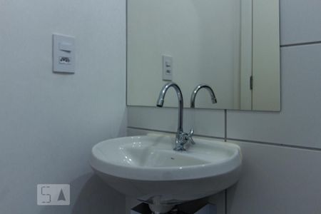 Apartamento à venda com 40m², 2 quartos e 1 vaga Apartamento à venda com 40m², 2 quartos e 1 vagaBanheiro
