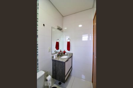 Apartamento à venda com 100m², 2 quartos e 2 vagasBanheiro da Suíte