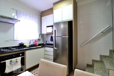Apartamento à venda com 100m², 2 quartos e 2 vagasCozinha