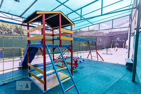 Apartamento à venda com 64m², 3 quartos e 1 vaga Apartamento à venda com 64m², 3 quartos e 1 vagaÁrea Comum - Playground