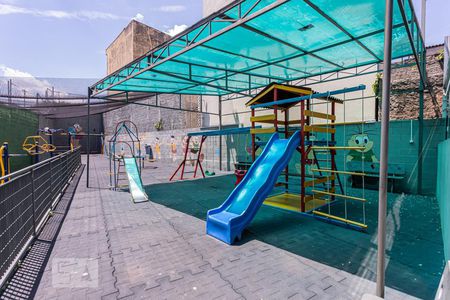 Apartamento à venda com 64m², 3 quartos e 1 vaga Apartamento à venda com 64m², 3 quartos e 1 vagaÁrea Comum - Playground