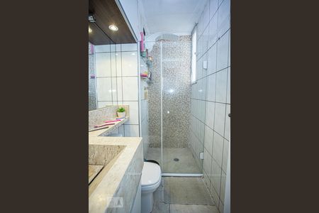 Apartamento à venda com 64m², 3 quartos e 1 vaga Apartamento à venda com 64m², 3 quartos e 1 vagaBanheiro
