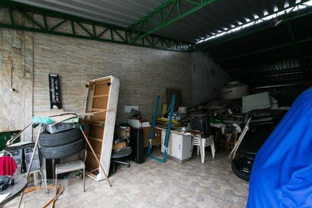 Casa à venda com 160m², 2 quartos e 2 vagas Casa à venda com 160m², 2 quartos e 2 vagasGaragem