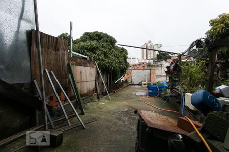 Casa à venda com 160m², 2 quartos e 2 vagas Casa à venda com 160m², 2 quartos e 2 vagasQuintal