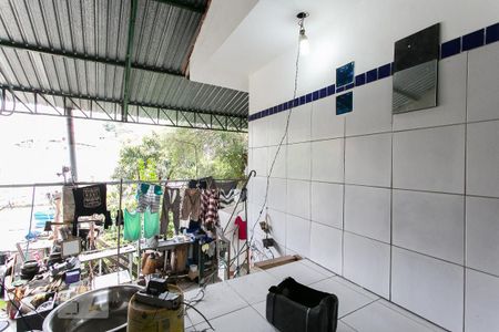 Casa à venda com 160m², 2 quartos e 2 vagas Casa à venda com 160m², 2 quartos e 2 vagasQuintal