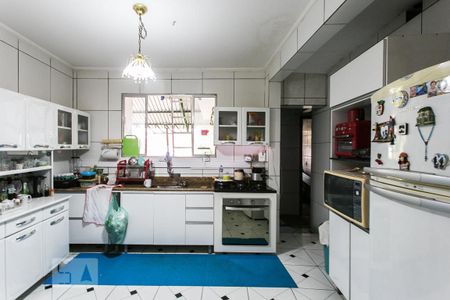 Casa à venda com 160m², 2 quartos e 2 vagas Casa à venda com 160m², 2 quartos e 2 vagasCozinha