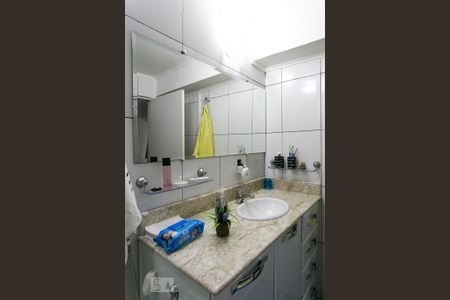 Casa à venda com 160m², 2 quartos e 2 vagas Casa à venda com 160m², 2 quartos e 2 vagasBanheiro da Suíte