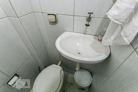 Studio para alugar com 35m², 1 quarto e sem vaga Studio para alugar com 35m², 1 quarto e sem vagaBanheiro