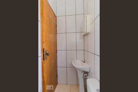 Casa de condomínio à venda com 66m², 2 quartos e 1 vaga Casa de condomínio à venda com 66m², 2 quartos e 1 vagaBanheiro da Suíte 1
