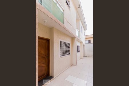 Casa de condomínio à venda com 66m², 2 quartos e 1 vaga Casa de condomínio à venda com 66m², 2 quartos e 1 vagaFrente