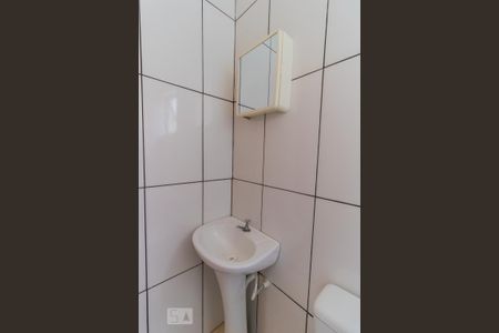 Casa de condomínio à venda com 66m², 2 quartos e 1 vaga Casa de condomínio à venda com 66m², 2 quartos e 1 vagaBanheiro da Suíte 1