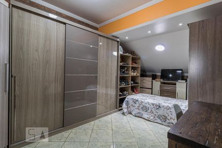 Casa à venda com 340m², 3 quartos e 3 vagas Casa à venda com 340m², 3 quartos e 3 vagasCloset