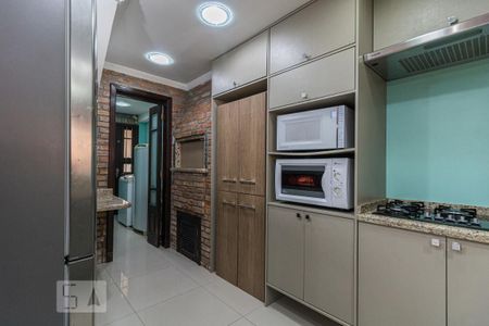 Casa à venda com 340m², 3 quartos e 3 vagas Casa à venda com 340m², 3 quartos e 3 vagasCozinha