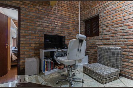 Casa à venda com 340m², 3 quartos e 3 vagas Casa à venda com 340m², 3 quartos e 3 vagasMezanino