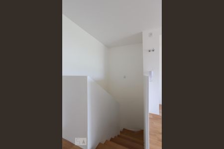 Apartamento para alugar com 83m², 1 quarto e 1 vagaEscada