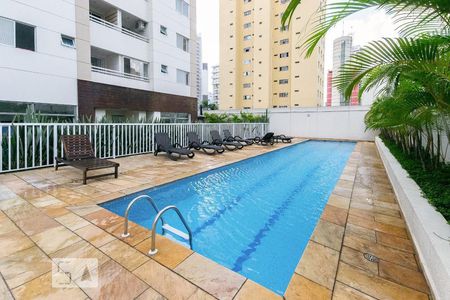 Apartamento à venda com 56m², 2 quartos e 1 vaga Apartamento à venda com 56m², 2 quartos e 1 vagaÁrea comum - Piscina