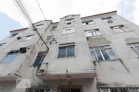 Apartamento à venda com 65m², 1 quarto e sem vaga Apartamento à venda com 65m², 1 quarto e sem vagaFachada
