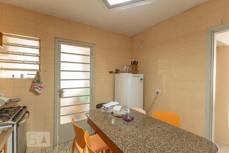 Apartamento à venda com 80m², 2 quartos e 1 vagaCozinha