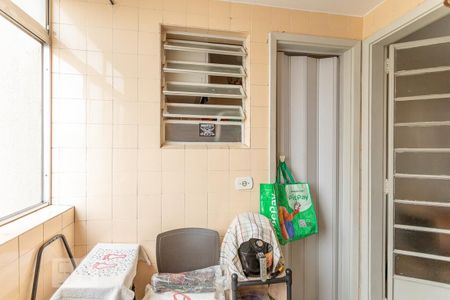 Apartamento à venda com 80m², 2 quartos e 1 vagaÁrea de Serviço