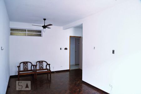 Sala de kitnet/studio para alugar com 1 quarto, 30m² em Canto do Forte, Praia Grande
