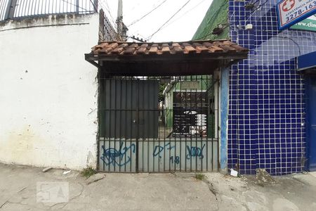 Casa de condomínio à venda com 75m², 2 quartos e sem vaga Casa de condomínio à venda com 75m², 2 quartos e sem vagaFachada