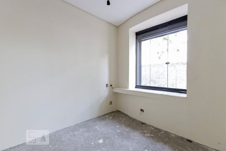 Casa de condomínio à venda com 480m², 4 quartos e 8 vagas Casa de condomínio à venda com 480m², 4 quartos e 8 vagasSuíte 2