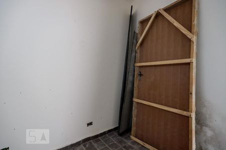 Casa de condomínio à venda com 480m², 4 quartos e 8 vagas Casa de condomínio à venda com 480m², 4 quartos e 8 vagasQuarto de Serviço