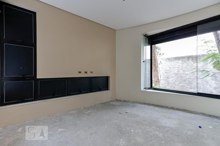 Casa de condomínio à venda com 480m², 4 quartos e 8 vagas Casa de condomínio à venda com 480m², 4 quartos e 8 vagasSuíte 1