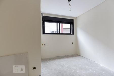 Casa de condomínio à venda com 480m², 4 quartos e 8 vagas Casa de condomínio à venda com 480m², 4 quartos e 8 vagasSuíte 3