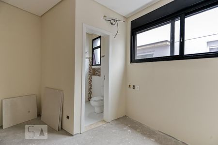 Casa de condomínio à venda com 480m², 4 quartos e 8 vagas Casa de condomínio à venda com 480m², 4 quartos e 8 vagasSuíte 3