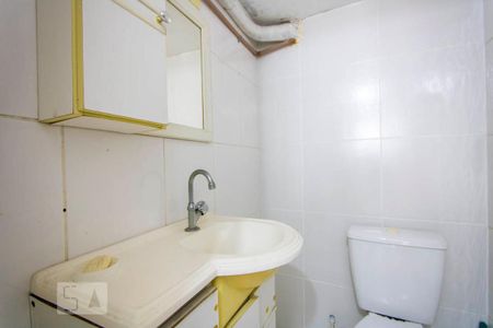 Casa à venda com 342m², 5 quartos e 2 vagas Casa à venda com 342m², 5 quartos e 2 vagasCasa 2 - Banheiro