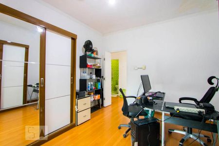 Casa à venda com 342m², 5 quartos e 2 vagas Casa à venda com 342m², 5 quartos e 2 vagasCasa 1 - Quarto 2