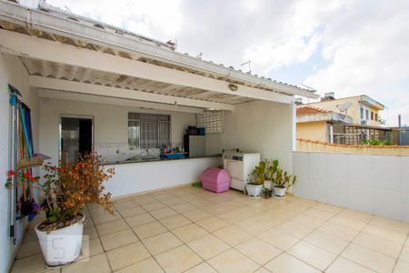 Casa à venda com 342m², 5 quartos e 2 vagas Casa à venda com 342m², 5 quartos e 2 vagasCasa 1 - Quintal
