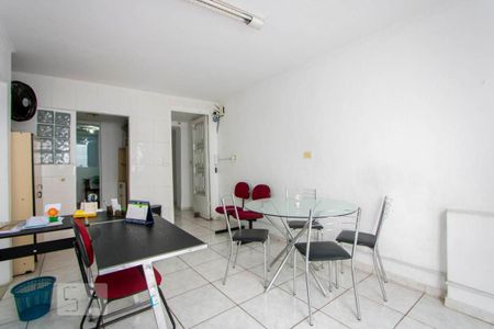 Casa à venda com 342m², 5 quartos e 2 vagas Casa à venda com 342m², 5 quartos e 2 vagasCasa 2 - Sala