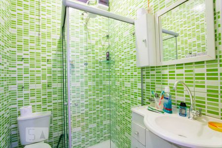 Casa à venda com 342m², 5 quartos e 2 vagas Casa à venda com 342m², 5 quartos e 2 vagasCasa 1 - Banheiro social 1