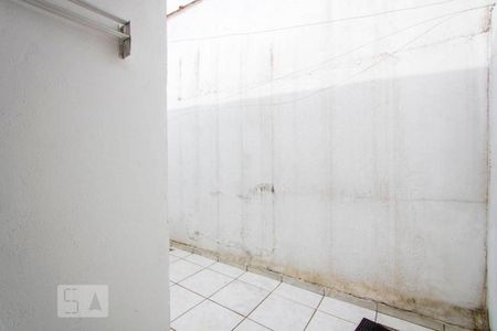 Casa à venda com 342m², 5 quartos e 2 vagas Casa à venda com 342m², 5 quartos e 2 vagasCasa 2 - Área de serviço