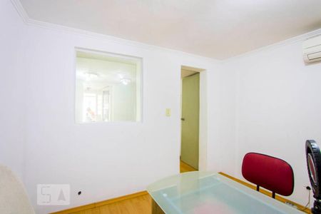 Casa à venda com 342m², 5 quartos e 2 vagas Casa à venda com 342m², 5 quartos e 2 vagasCasa 2 - Quarto