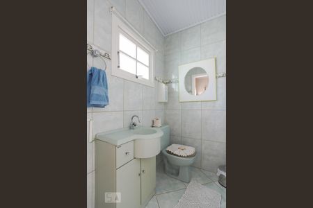 Casa à venda com 430m², 4 quartos e 2 vagasBanheiro 2