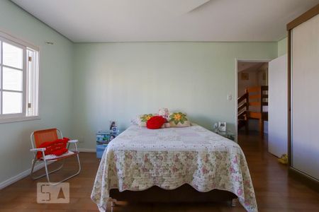 Casa à venda com 430m², 4 quartos e 2 vagasQuarto 1